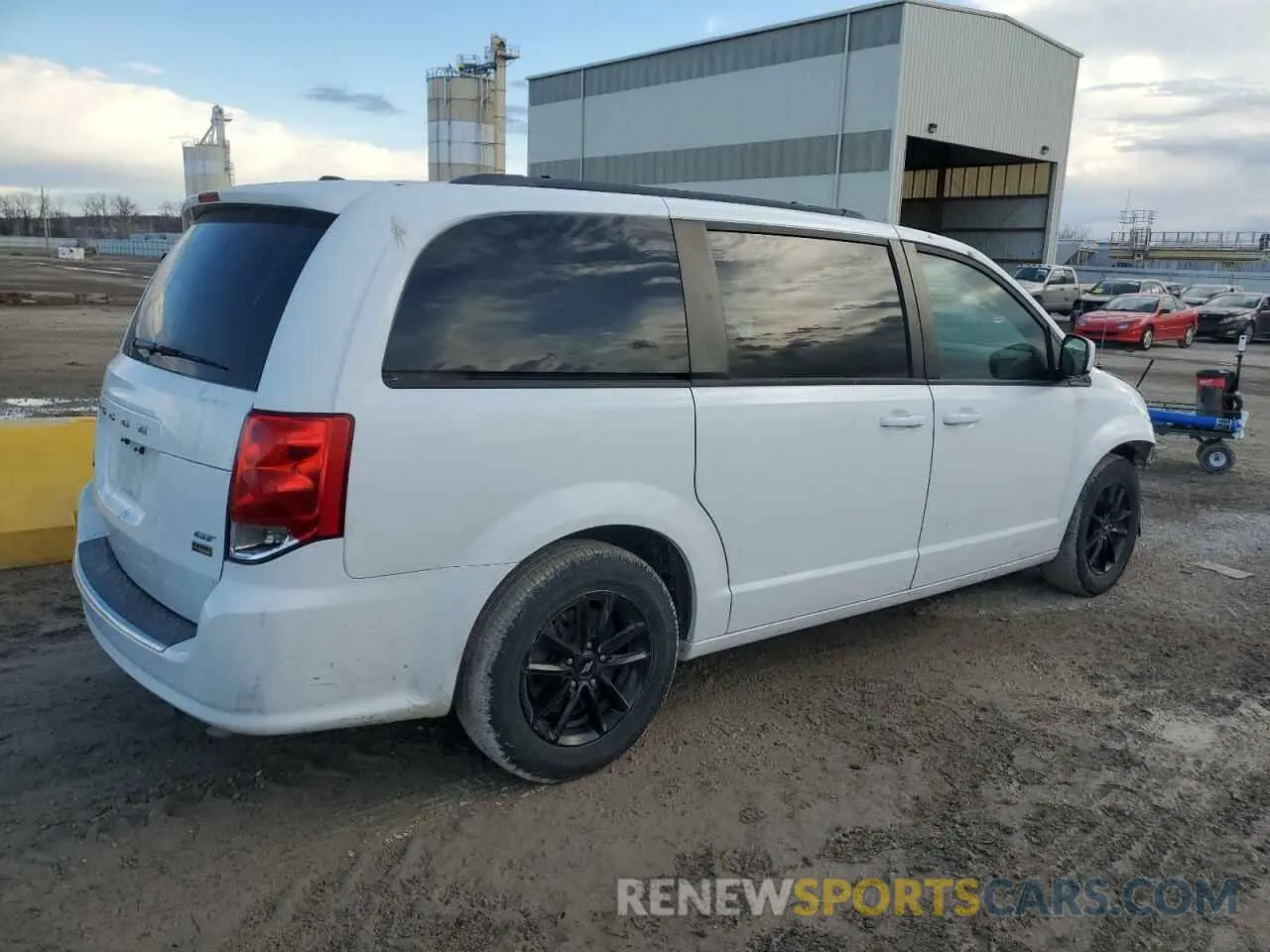 3 Photograph of a damaged car 2C4RDGEG1KR716473 DODGE CARAVAN 2019