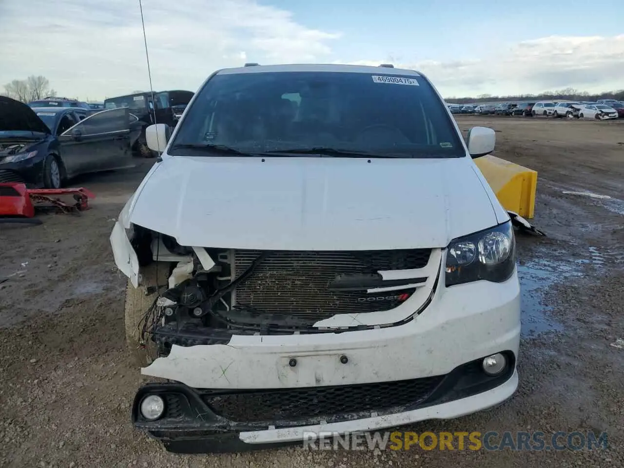 5 Photograph of a damaged car 2C4RDGEG1KR716473 DODGE CARAVAN 2019