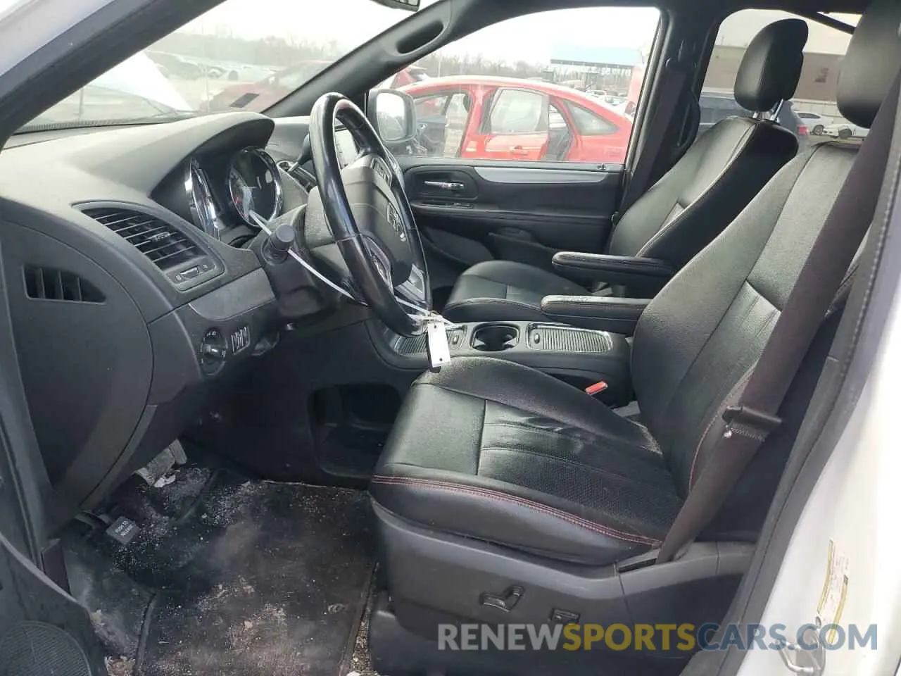 7 Photograph of a damaged car 2C4RDGEG1KR716473 DODGE CARAVAN 2019