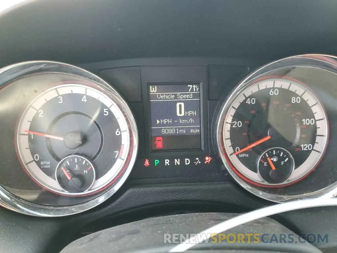 9 Photograph of a damaged car 2C4RDGEG2KR518937 DODGE CARAVAN 2019