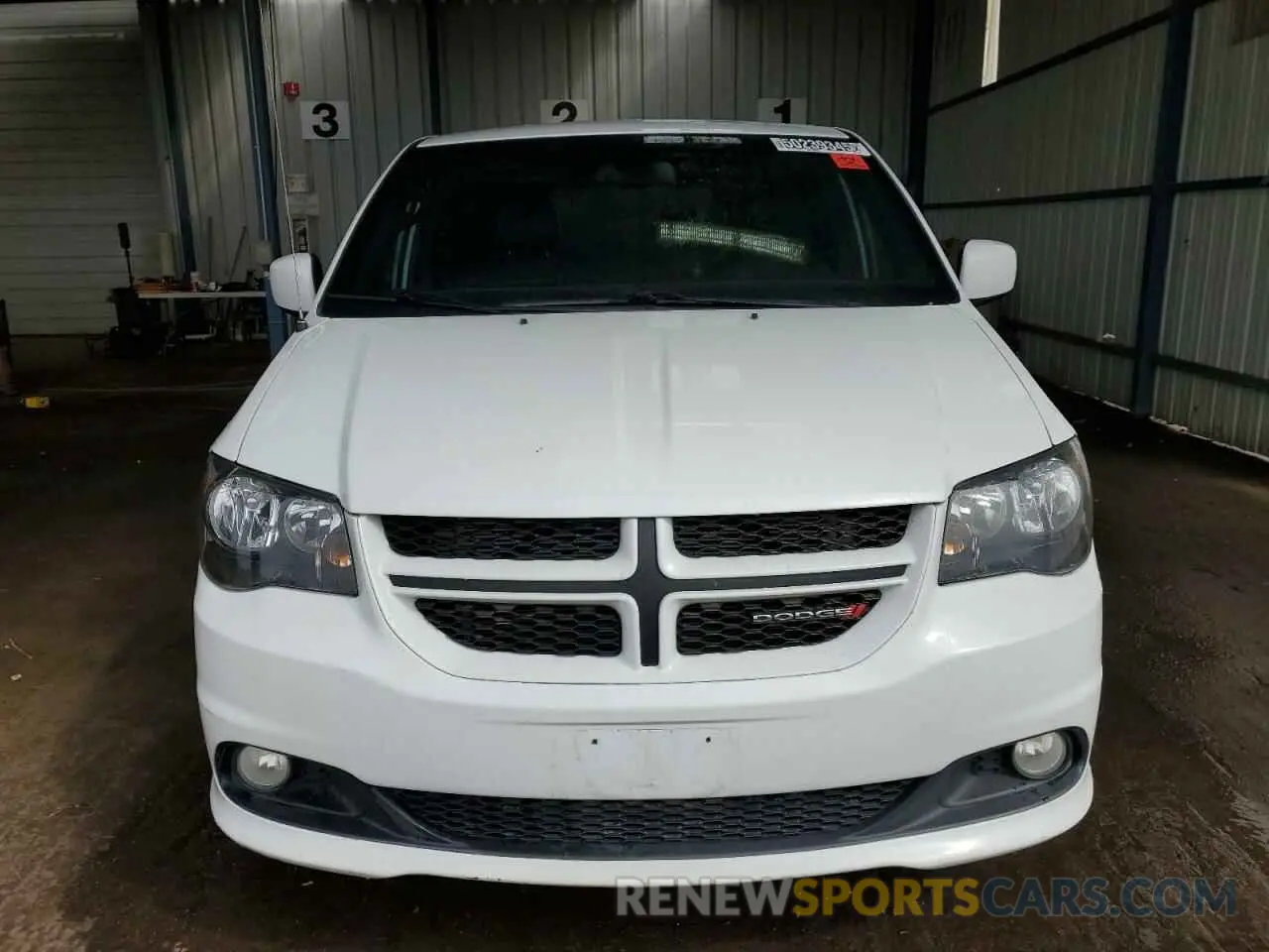 5 Photograph of a damaged car 2C4RDGEG2KR537956 DODGE CARAVAN 2019