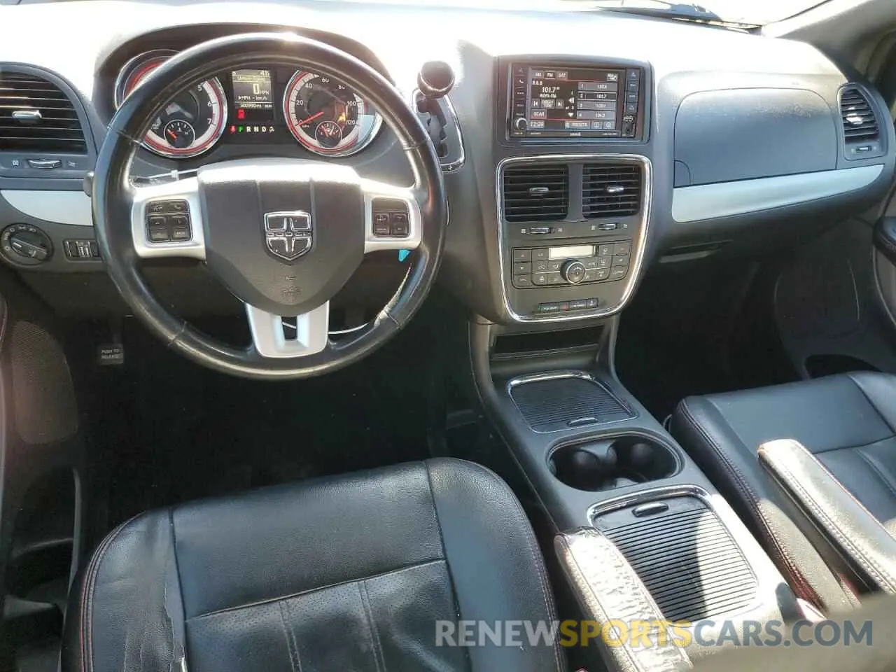 8 Фотография поврежденного автомобиля 2C4RDGEG2KR584789 DODGE CARAVAN 2019