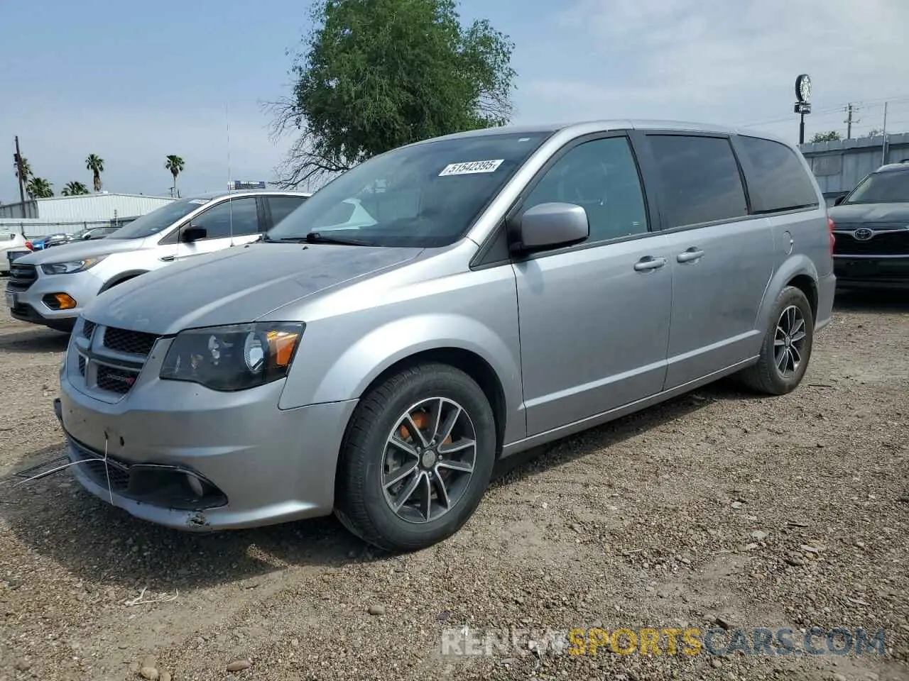 1 Photograph of a damaged car 2C4RDGEG2KR618018 DODGE CARAVAN 2019