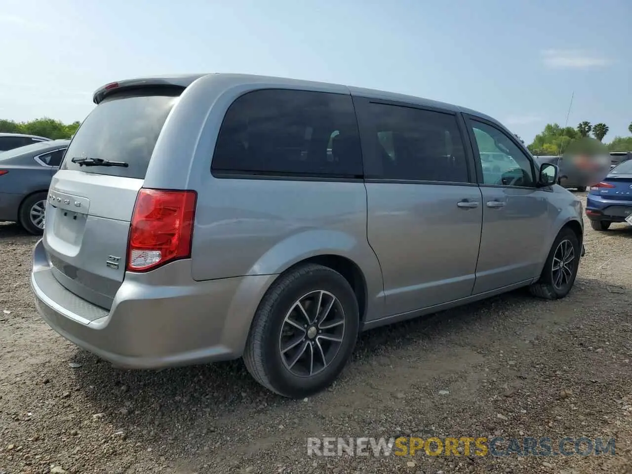 3 Photograph of a damaged car 2C4RDGEG2KR618018 DODGE CARAVAN 2019