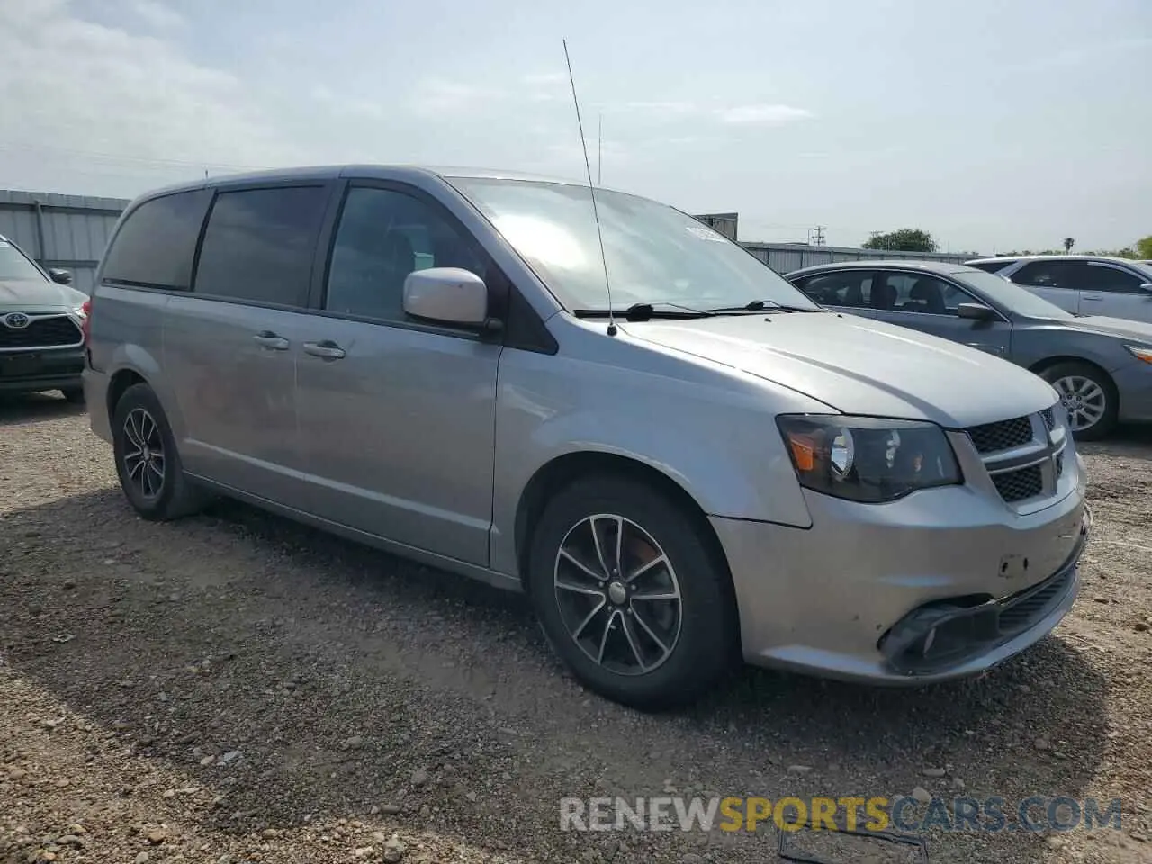 4 Photograph of a damaged car 2C4RDGEG2KR618018 DODGE CARAVAN 2019