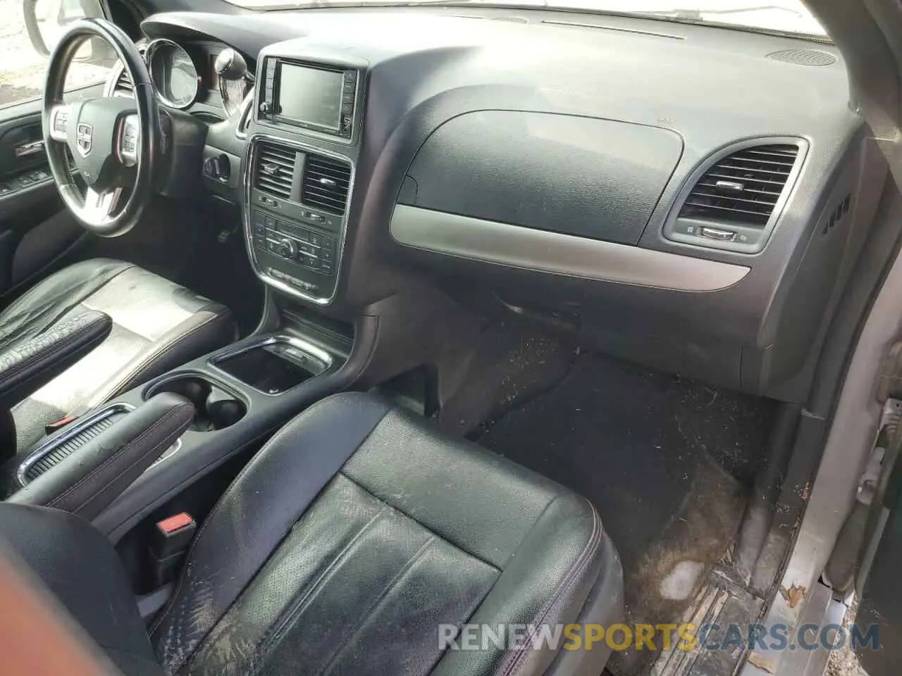 8 Photograph of a damaged car 2C4RDGEG2KR618018 DODGE CARAVAN 2019