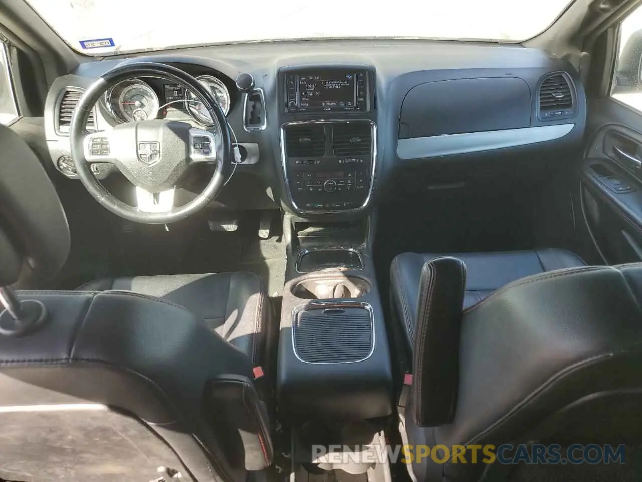 8 Photograph of a damaged car 2C4RDGEG2KR694788 DODGE CARAVAN 2019