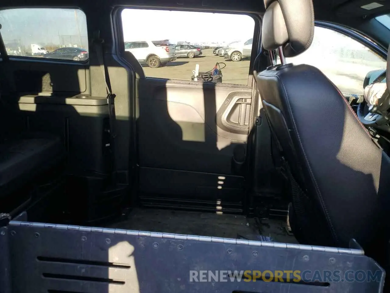 11 Photograph of a damaged car 2C4RDGEG3KR788839 DODGE CARAVAN 2019