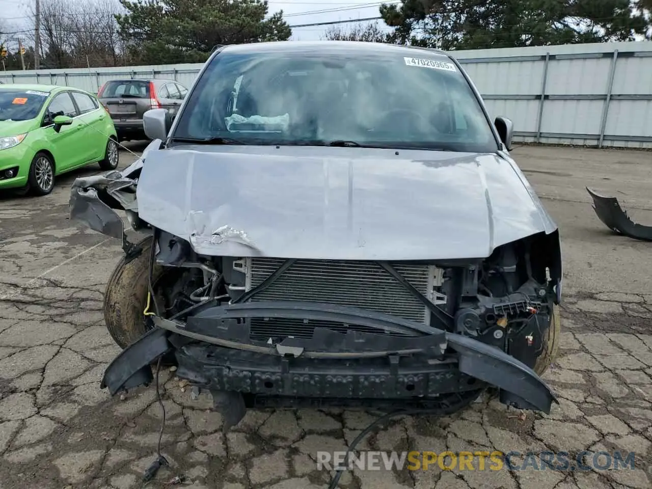 5 Photograph of a damaged car 2C4RDGEG5KR529558 DODGE CARAVAN 2019