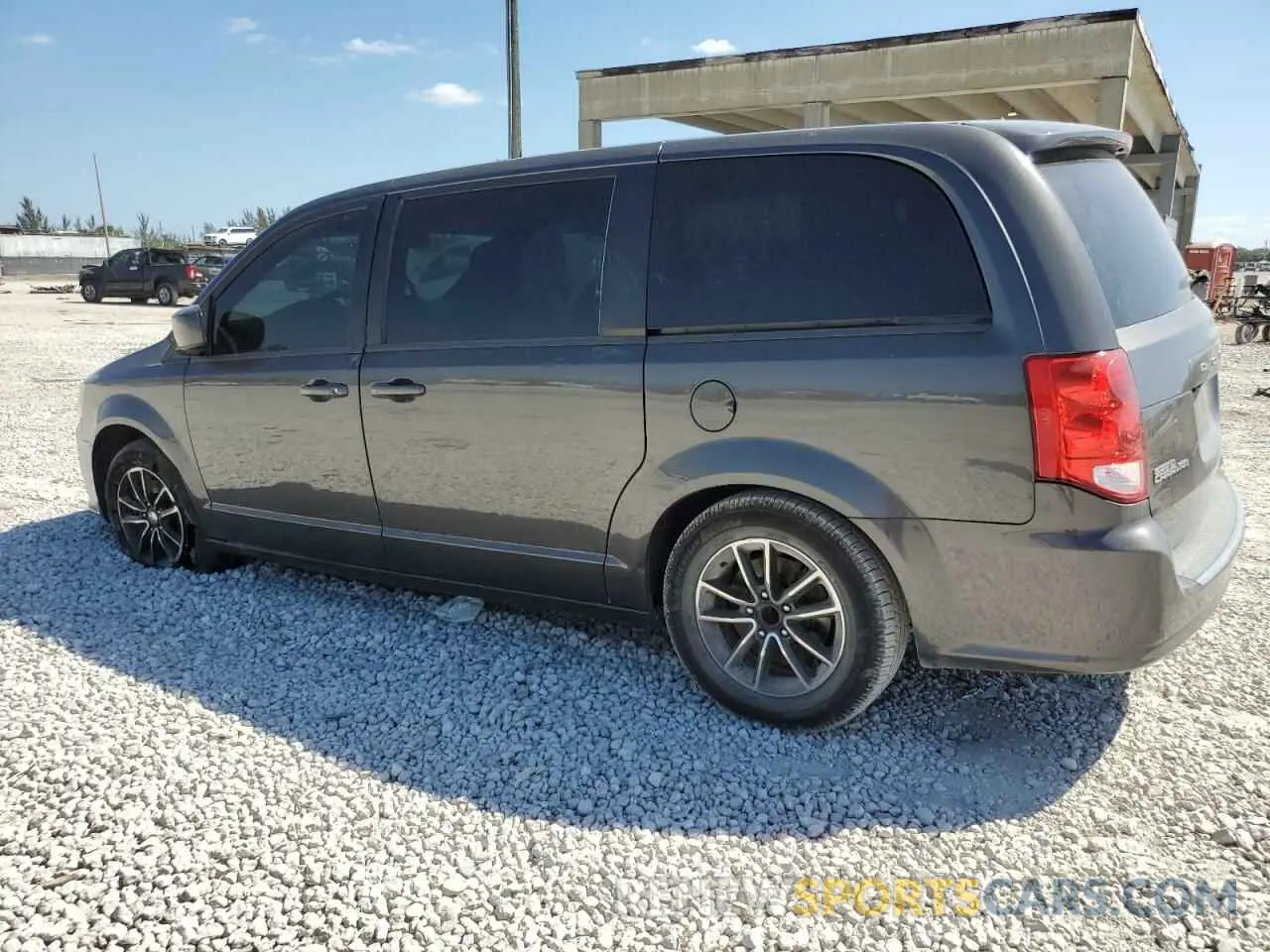 2 Photograph of a damaged car 2C4RDGEG5KR630776 DODGE CARAVAN 2019