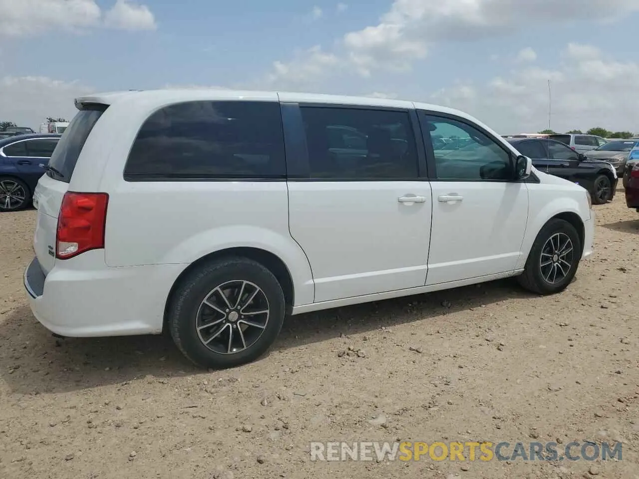 3 Photograph of a damaged car 2C4RDGEG5KR641020 DODGE CARAVAN 2019