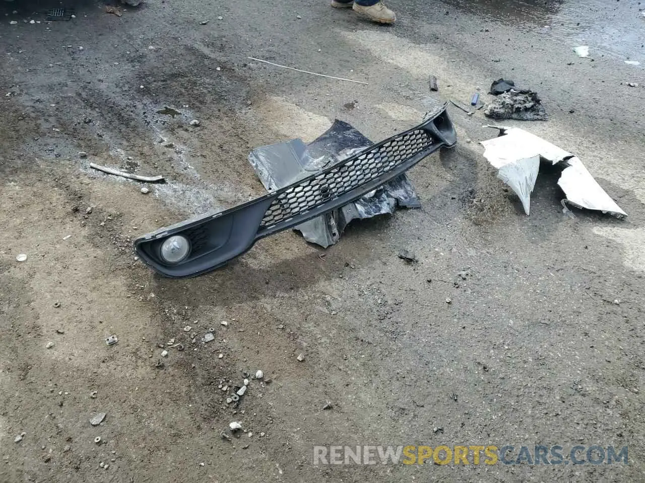 13 Photograph of a damaged car 2C4RDGEG5KR750156 DODGE CARAVAN 2019