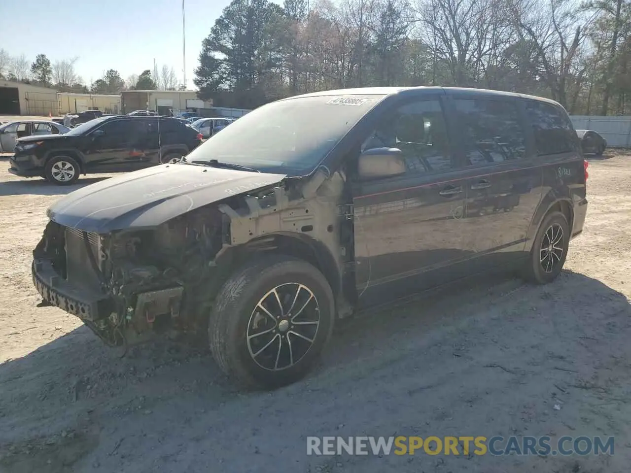 1 Photograph of a damaged car 2C4RDGEG6KR535708 DODGE CARAVAN 2019