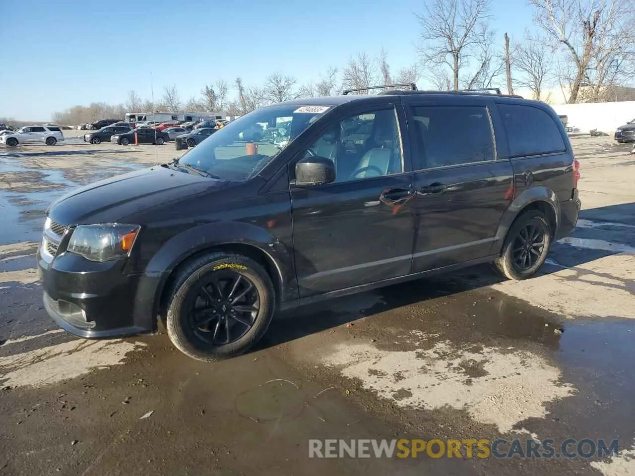1 Фотография поврежденного автомобиля 2C4RDGEG6KR744558 DODGE CARAVAN 2019