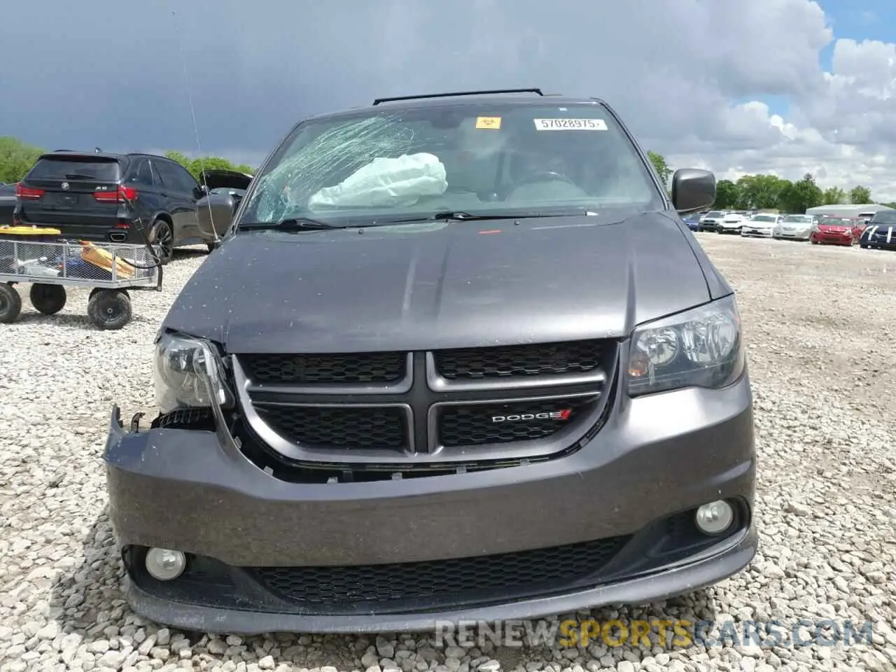5 Photograph of a damaged car 2C4RDGEG7KR562870 DODGE CARAVAN 2019