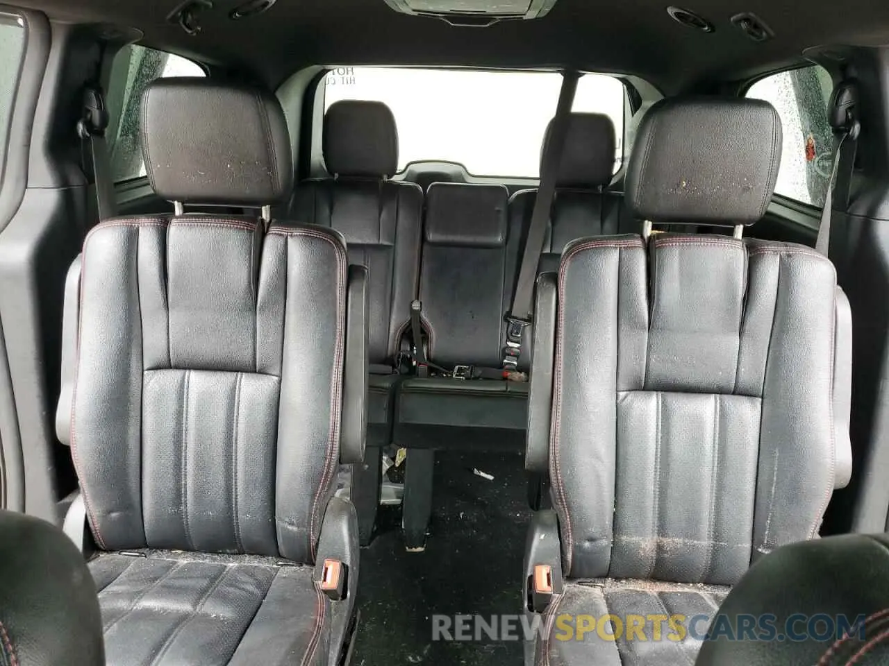 10 Photograph of a damaged car 2C4RDGEG7KR670230 DODGE CARAVAN 2019