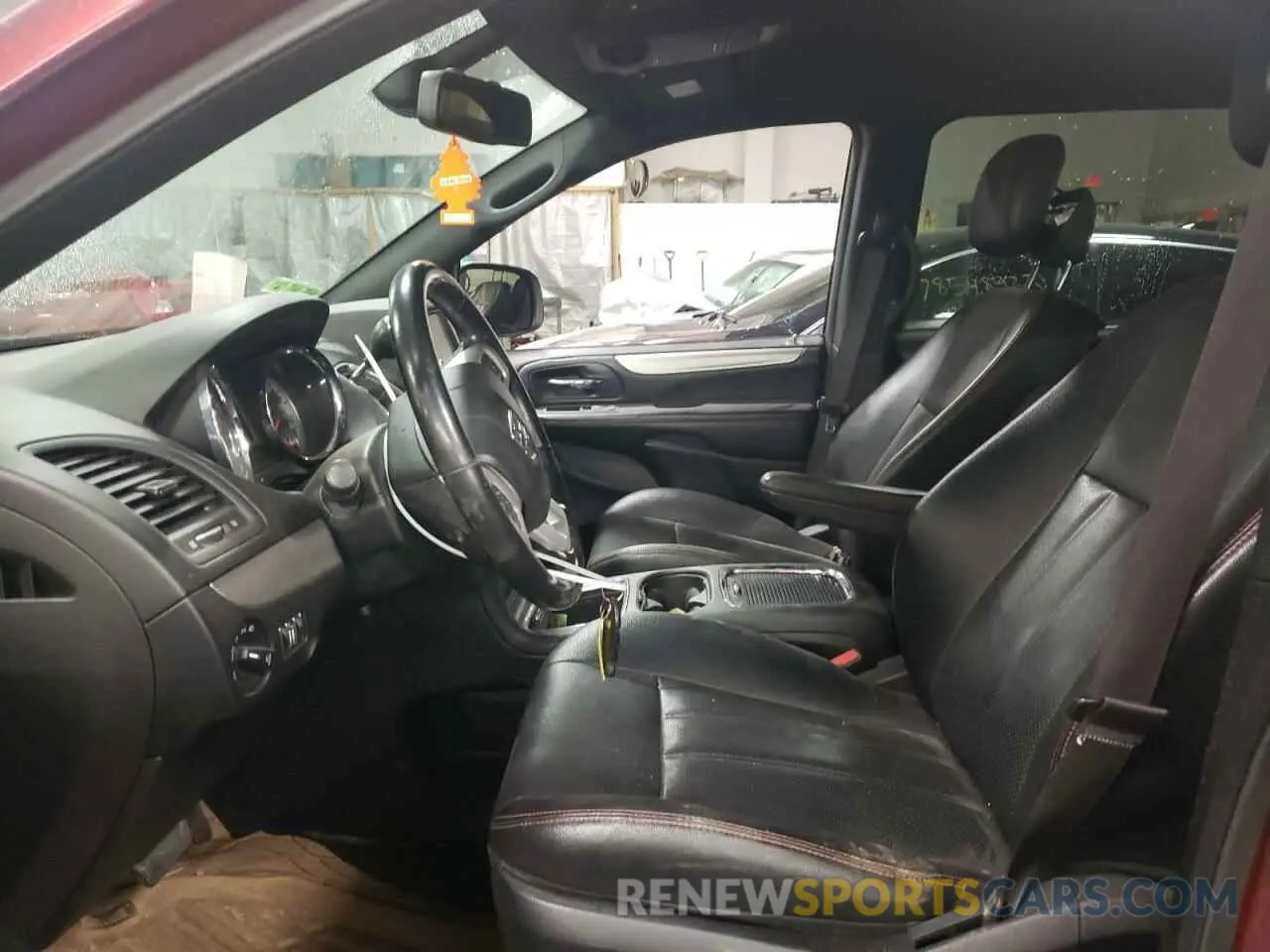 7 Photograph of a damaged car 2C4RDGEG7KR693846 DODGE CARAVAN 2019