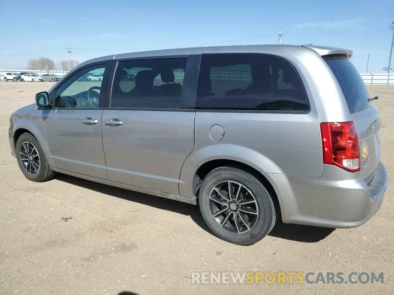 2 Photograph of a damaged car 2C4RDGEG8KR534351 DODGE CARAVAN 2019
