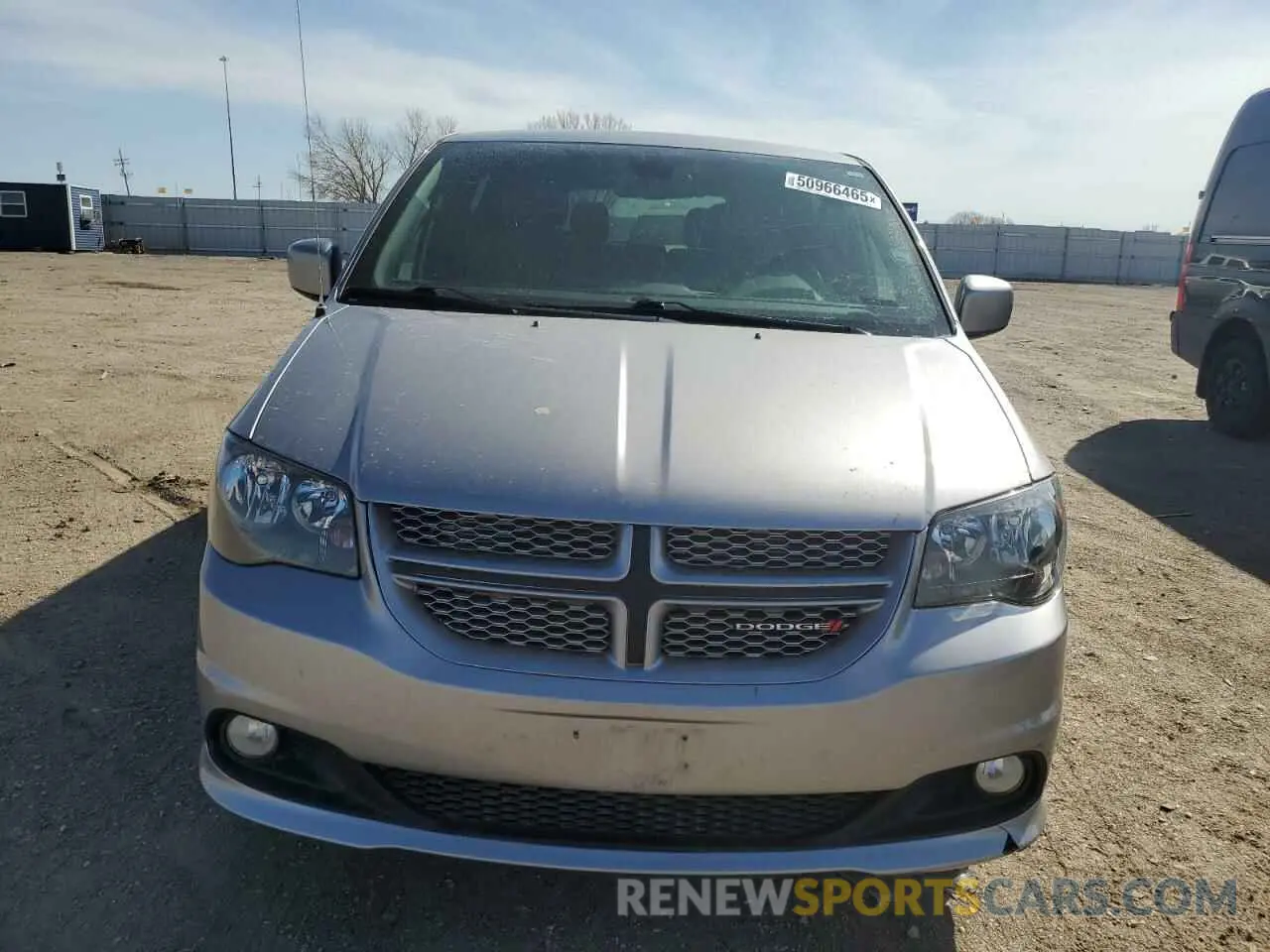5 Photograph of a damaged car 2C4RDGEG8KR534351 DODGE CARAVAN 2019
