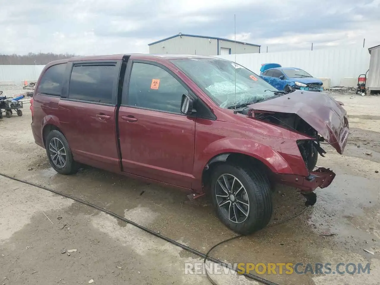 4 Photograph of a damaged car 2C4RDGEG9KR535606 DODGE CARAVAN 2019