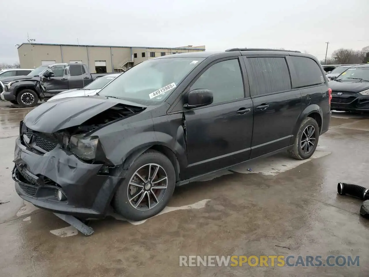 1 Фотография поврежденного автомобиля 2C4RDGEG9KR606822 DODGE CARAVAN 2019