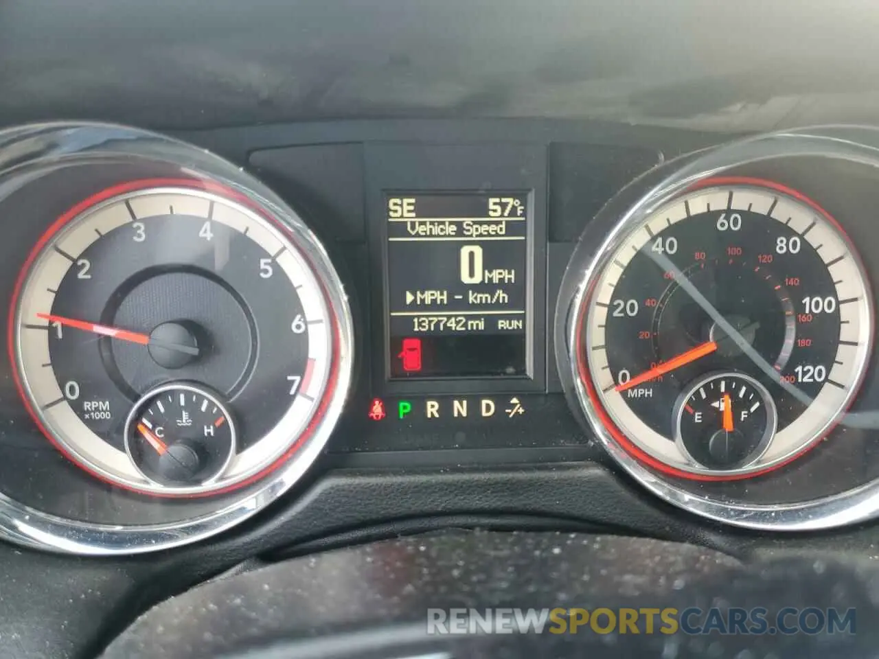 9 Photograph of a damaged car 2C4RDGEG9KR611597 DODGE CARAVAN 2019