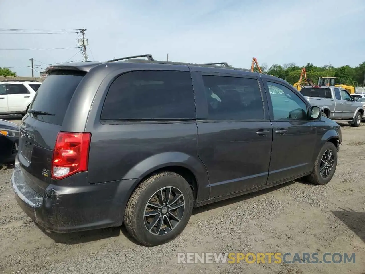 3 Photograph of a damaged car 2C4RDGEG9KR635379 DODGE CARAVAN 2019