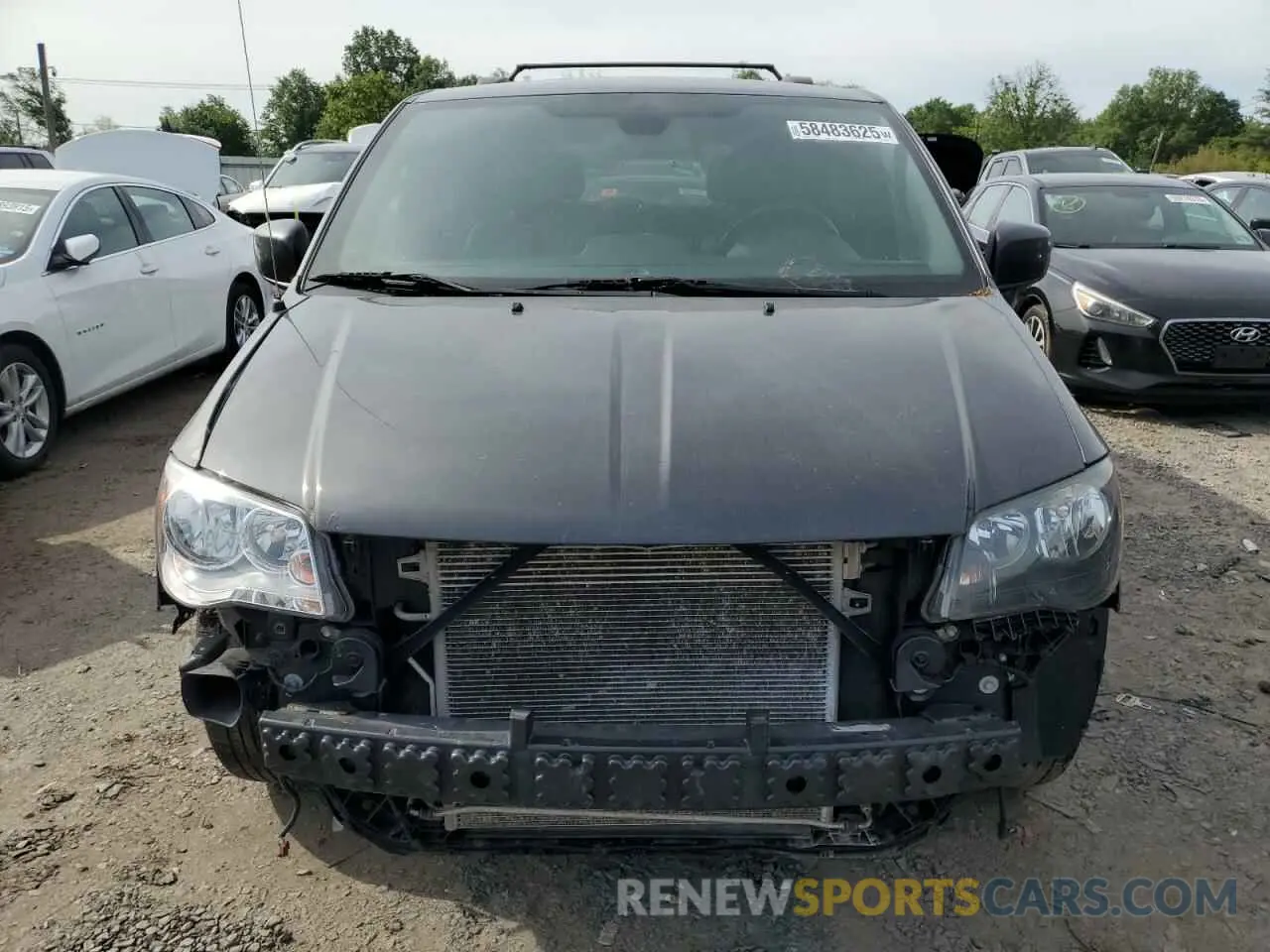 5 Photograph of a damaged car 2C4RDGEG9KR635379 DODGE CARAVAN 2019
