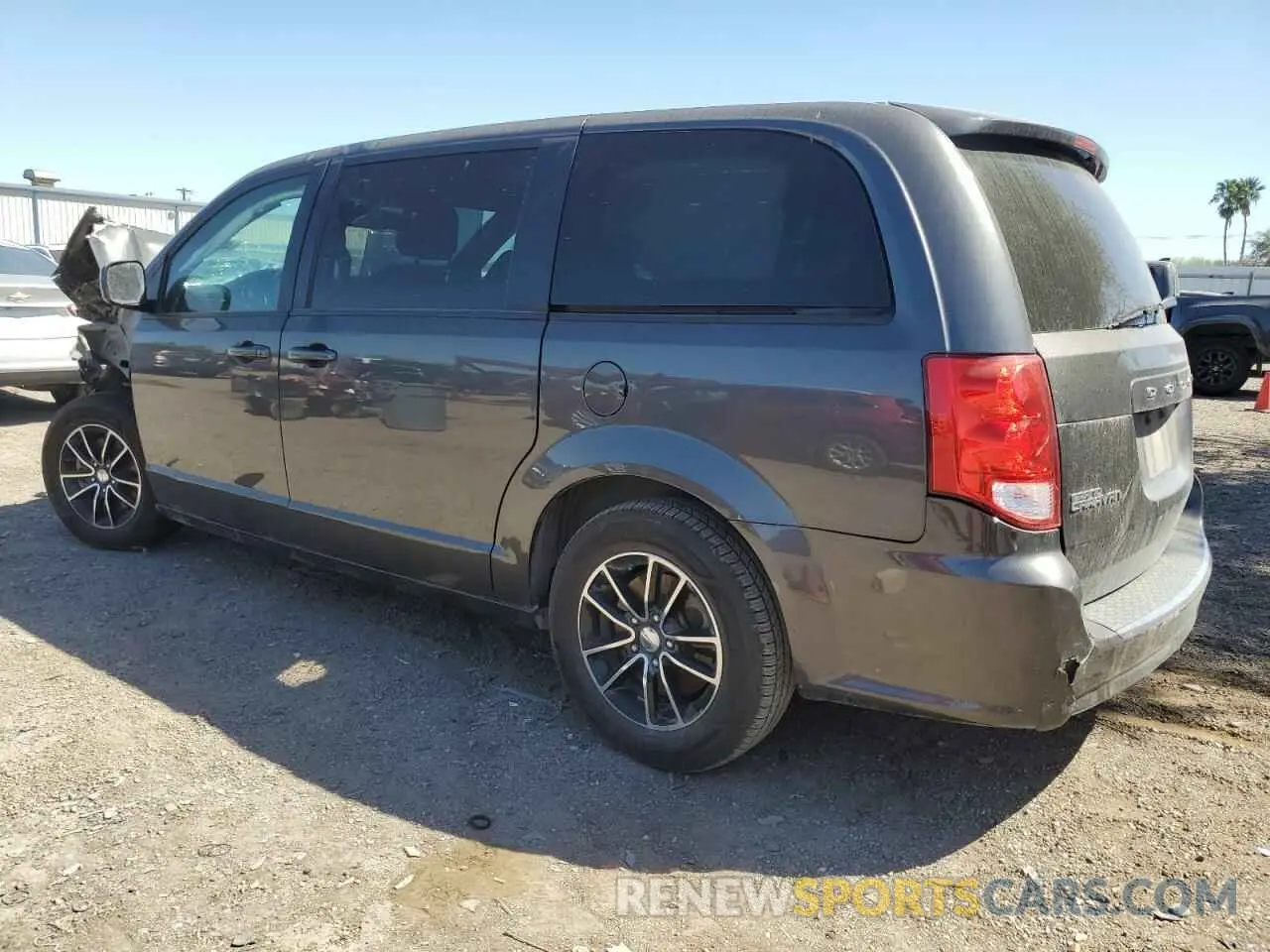 2 Photograph of a damaged car 2C4RDGEGXKR529619 DODGE CARAVAN 2019