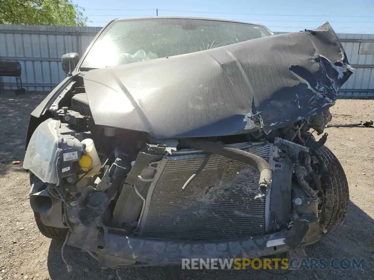 5 Photograph of a damaged car 2C4RDGEGXKR529619 DODGE CARAVAN 2019