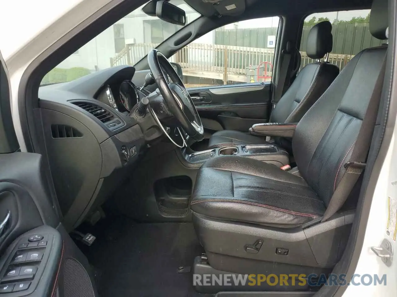 7 Photograph of a damaged car 2C4RDGEGXKR534383 DODGE CARAVAN 2019