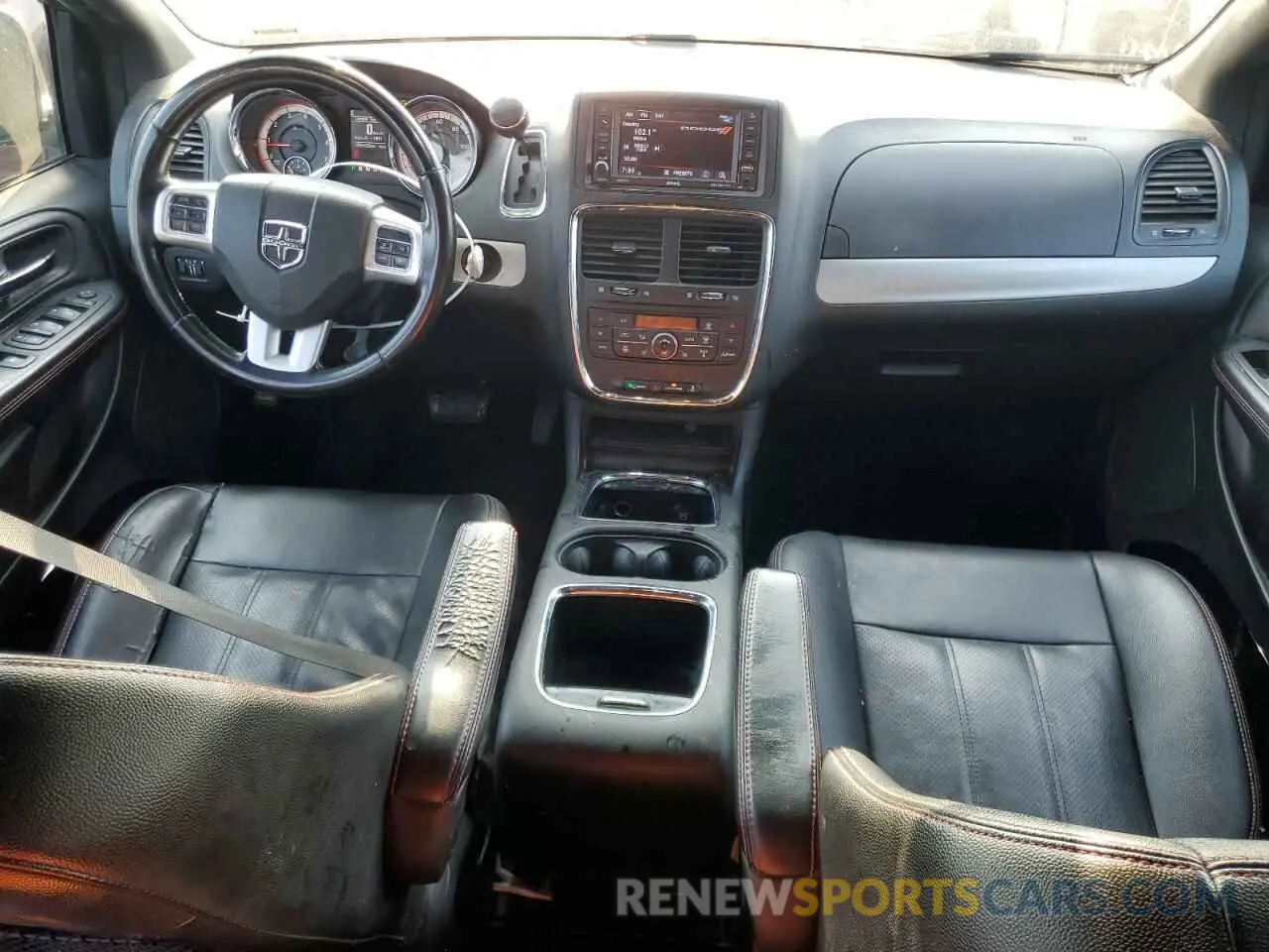 8 Photograph of a damaged car 2C4RDGEGXKR696191 DODGE CARAVAN 2019