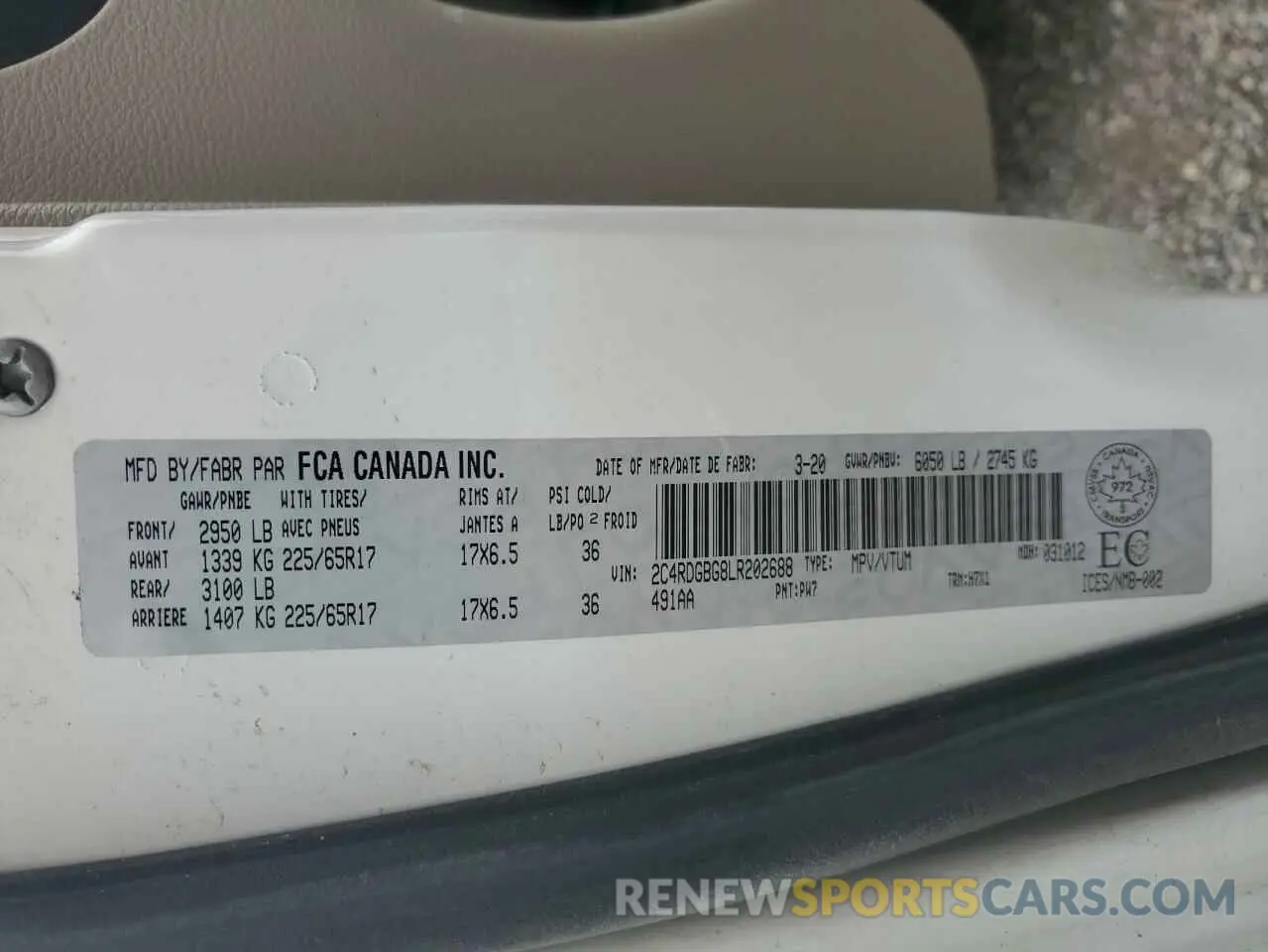 14 Photograph of a damaged car 2C4RDGBG8LR202688 DODGE CARAVAN 2020
