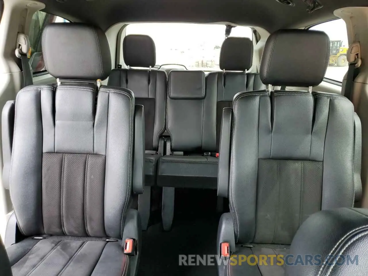 10 Photograph of a damaged car 2C4RDGCG6LR170354 DODGE CARAVAN 2020
