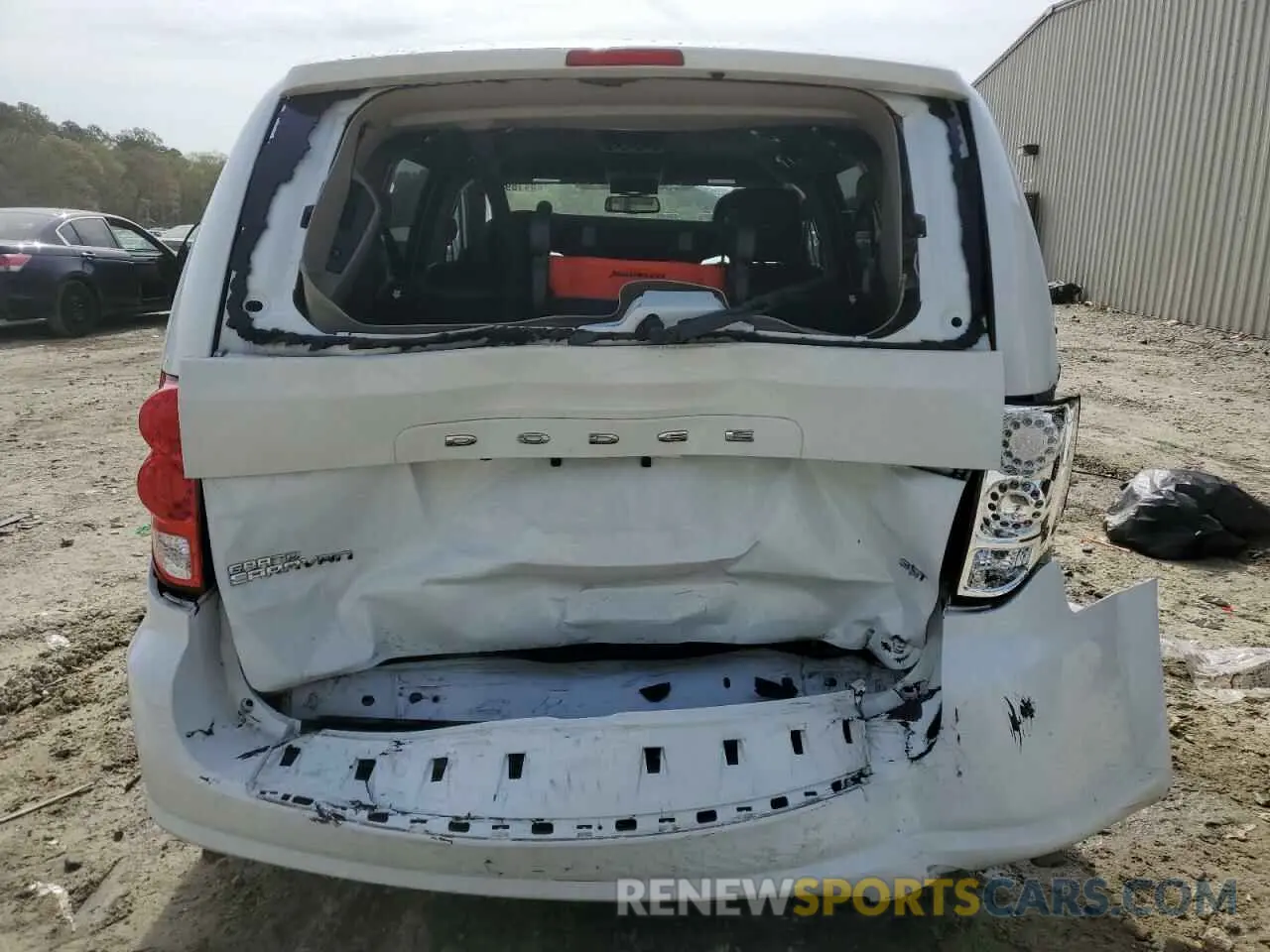 6 Photograph of a damaged car 2C4RDGCGXLR183608 DODGE CARAVAN 2020