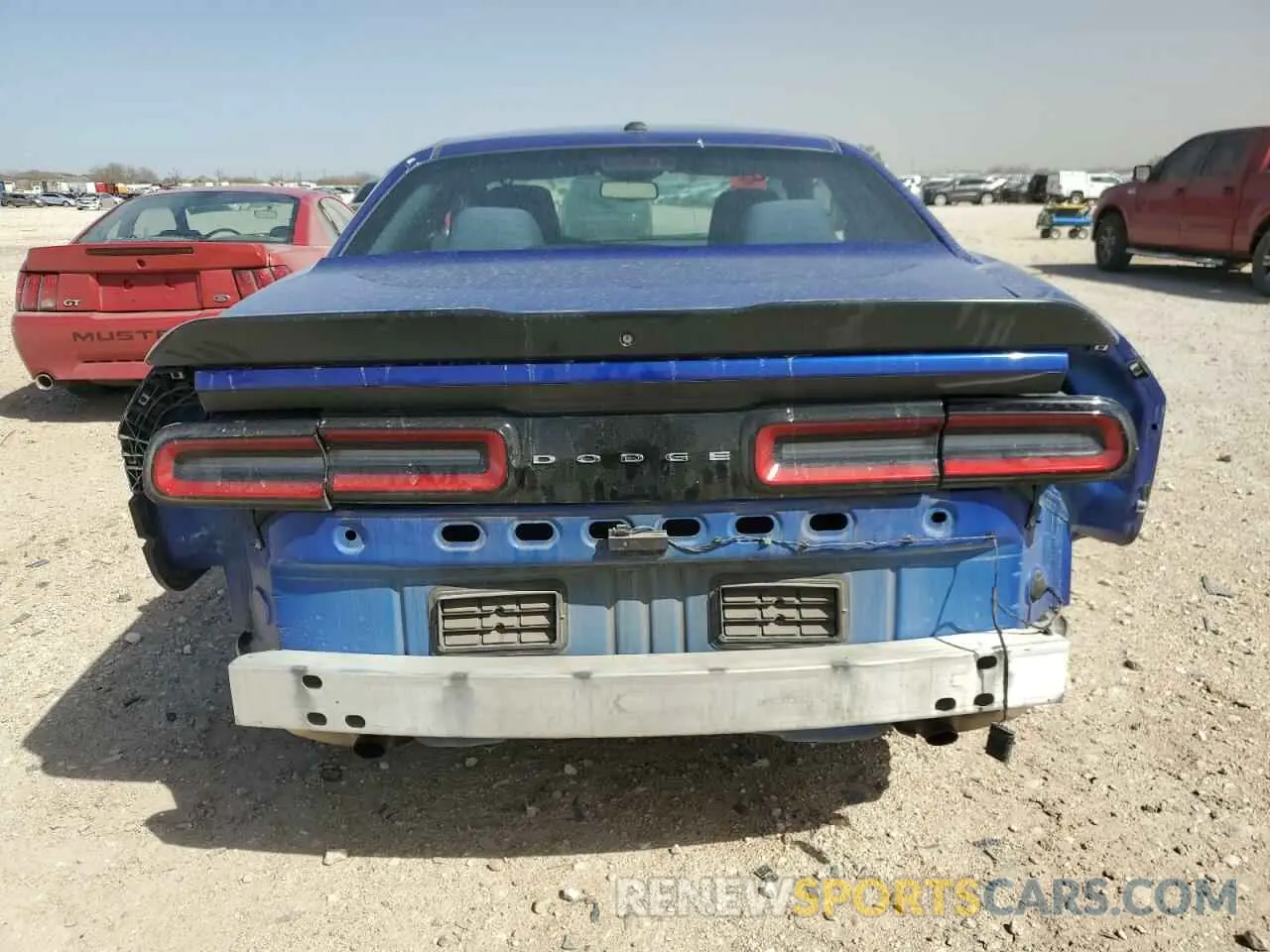 6 Фотография поврежденного автомобиля 2C3CDZAG0KH574702 DODGE CHALLENGER 2019