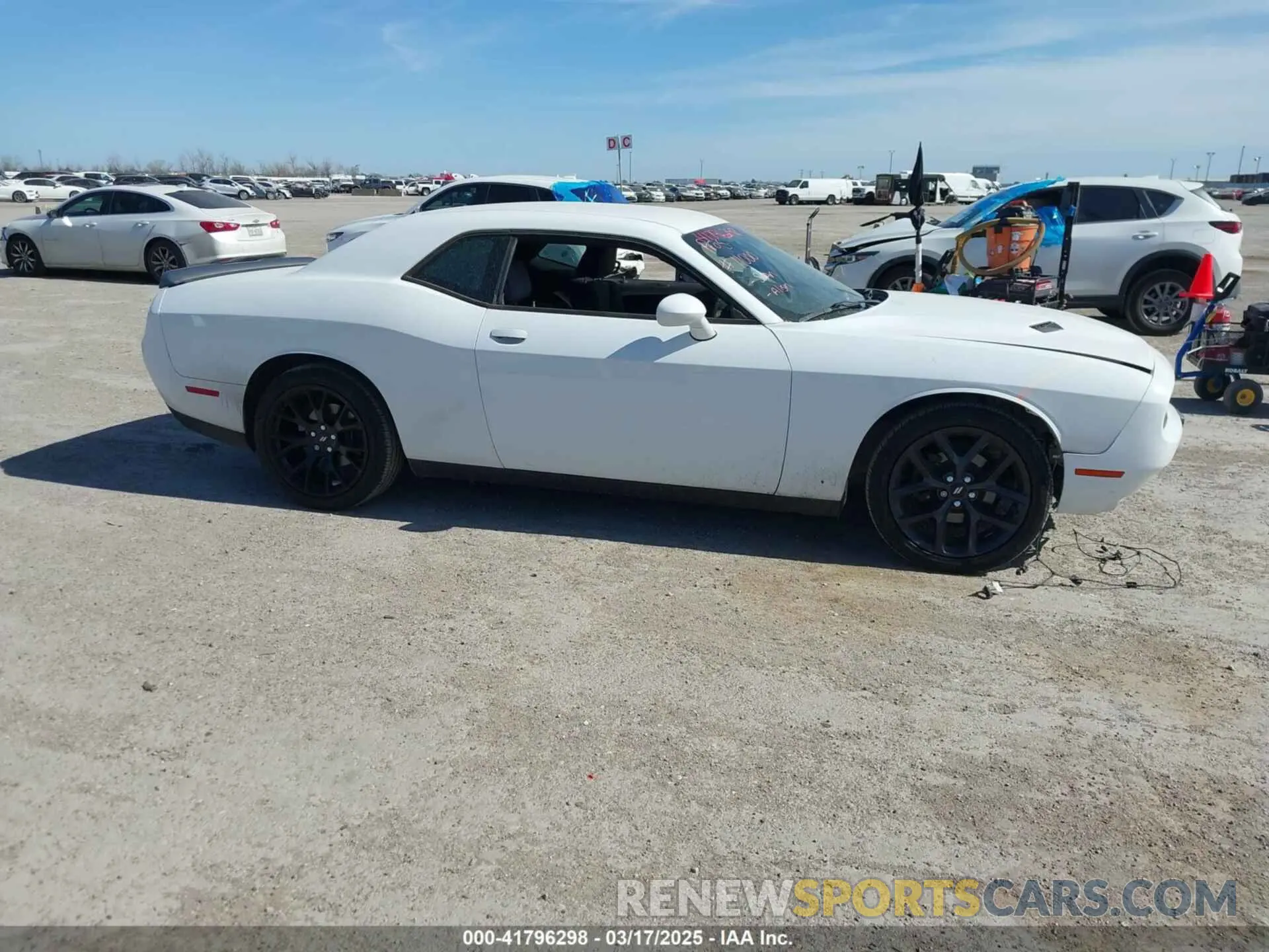 14 Фотография поврежденного автомобиля 2C3CDZAG0KH587336 DODGE CHALLENGER 2019