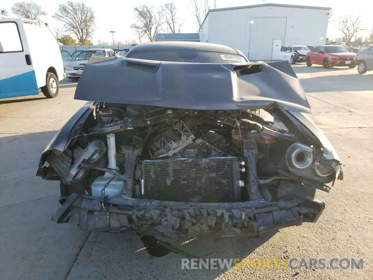 5 Photograph of a damaged car 2C3CDZAG1KH525041 DODGE CHALLENGER 2019