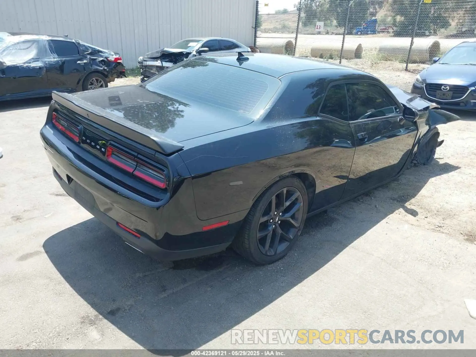 4 Фотография поврежденного автомобиля 2C3CDZAG2KH557383 DODGE CHALLENGER 2019