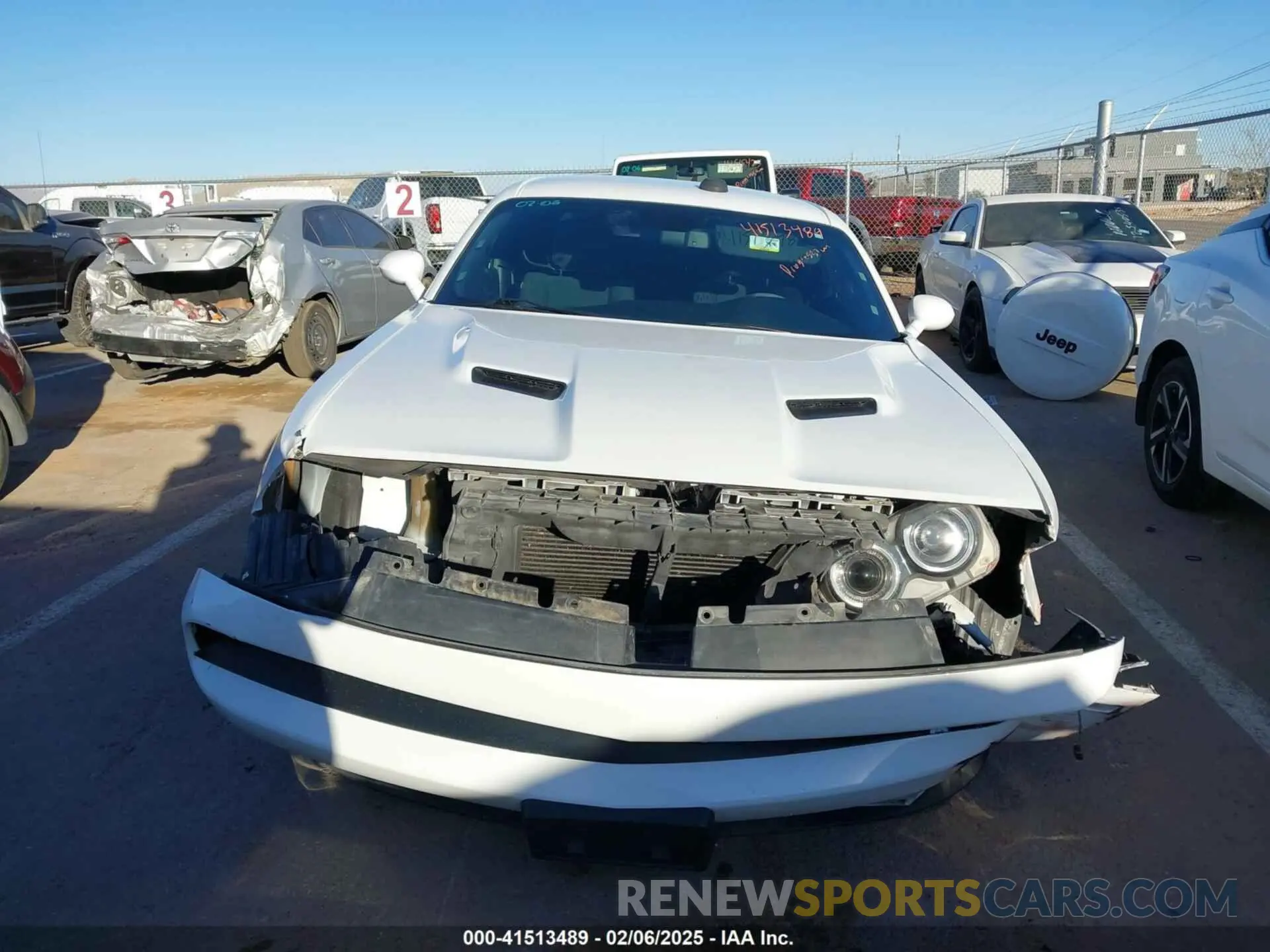 11 Photograph of a damaged car 2C3CDZAG2KH561708 DODGE CHALLENGER 2019