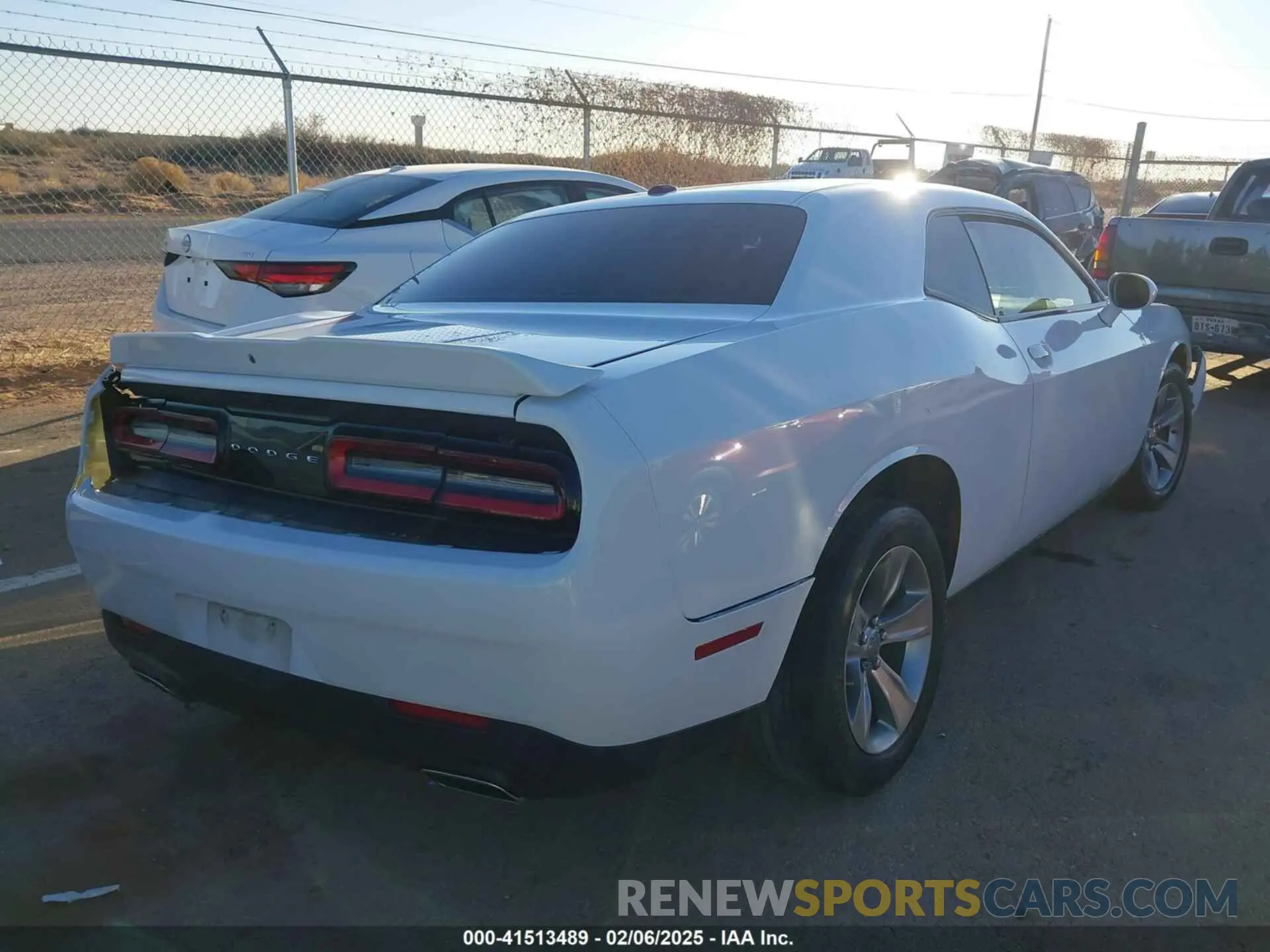 4 Photograph of a damaged car 2C3CDZAG2KH561708 DODGE CHALLENGER 2019