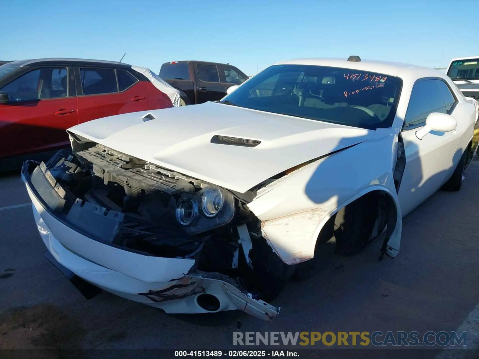 6 Photograph of a damaged car 2C3CDZAG2KH561708 DODGE CHALLENGER 2019