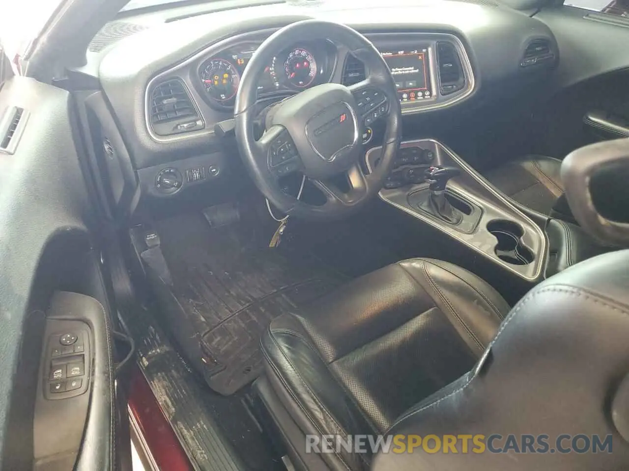 8 Photograph of a damaged car 2C3CDZAG2KH684540 DODGE CHALLENGER 2019