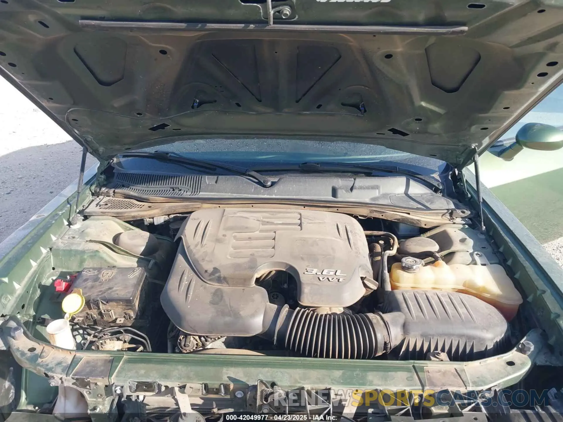 10 Photograph of a damaged car 2C3CDZAG3KH752280 DODGE CHALLENGER 2019