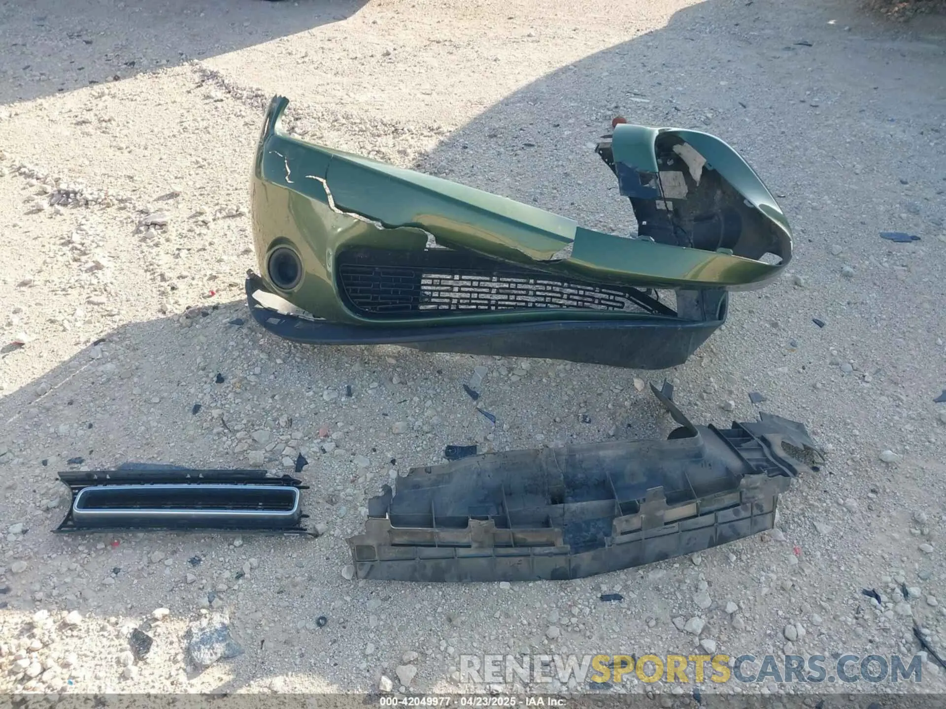 12 Photograph of a damaged car 2C3CDZAG3KH752280 DODGE CHALLENGER 2019