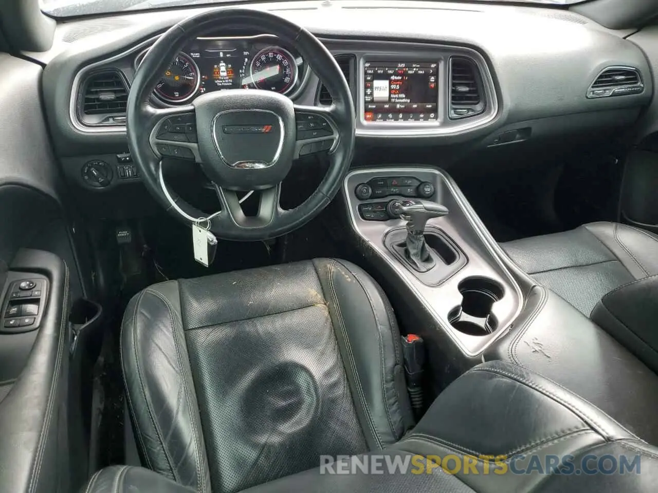 8 Photograph of a damaged car 2C3CDZAG4KH677704 DODGE CHALLENGER 2019