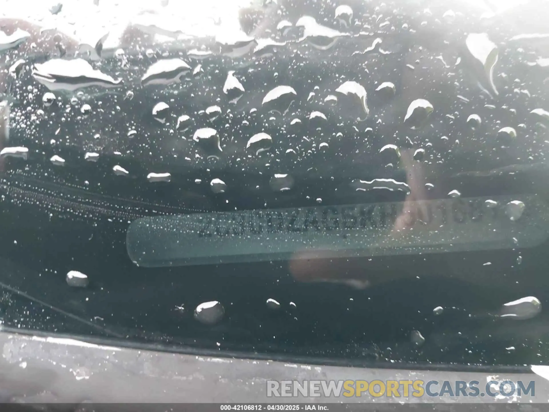 9 Photograph of a damaged car 2C3CDZAG5KH501681 DODGE CHALLENGER 2019