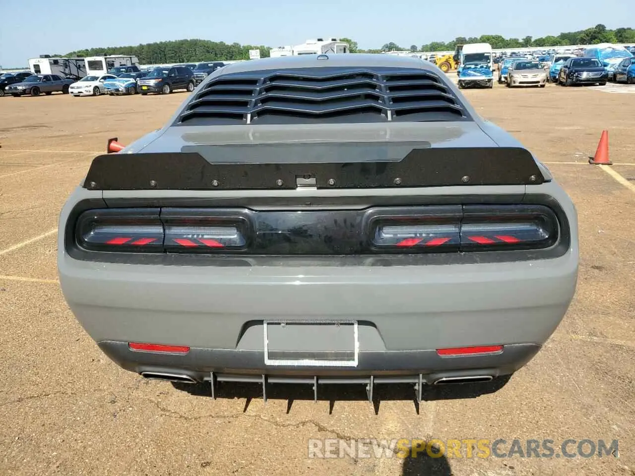 6 Photograph of a damaged car 2C3CDZAG5KH634649 DODGE CHALLENGER 2019