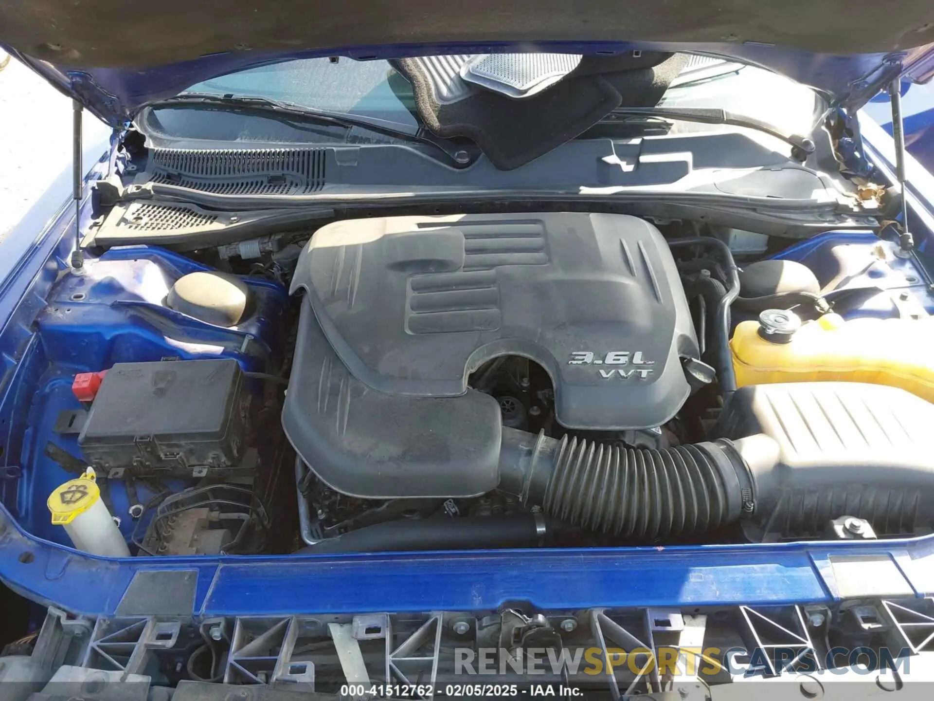 10 Photograph of a damaged car 2C3CDZAG5KH668803 DODGE CHALLENGER 2019