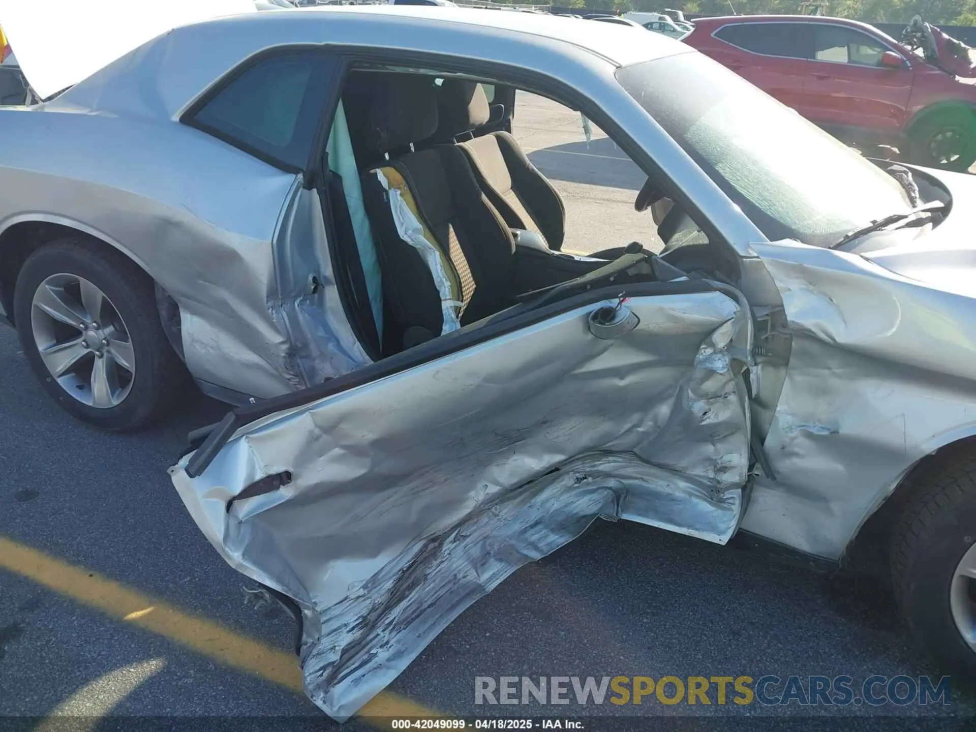 12 Photograph of a damaged car 2C3CDZAG6KH674268 DODGE CHALLENGER 2019
